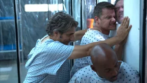 Imagen episódica de la serie Mad Dogs.