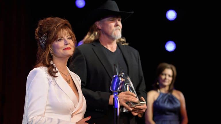 Imagen del primer episodio de Monarch.