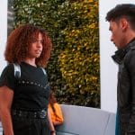 Imagen del episodio de la serie Pandora.