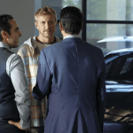 imagen episodio 1 temporada 1 serie Cobra Kai