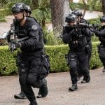 imagenes del episodio 18 de la temporada 8 de S.W.A.T Los hombres de harrelson